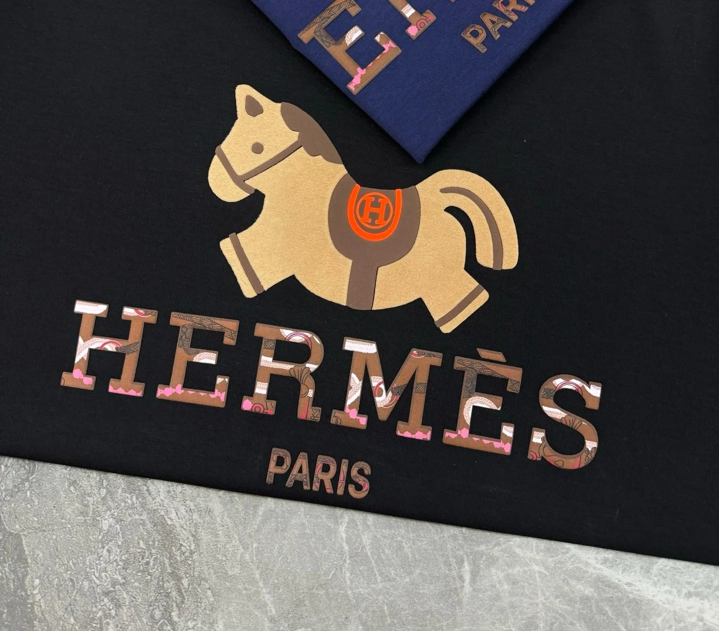p90⚜️ 2026（Hermès） logo T . ， Orange 🐴， “HERMÈS PARIS” ， Classic 。 250g ， . ， Versatile， ✨。 ， ， ！ ：Black.White.Sizes：s-xxl